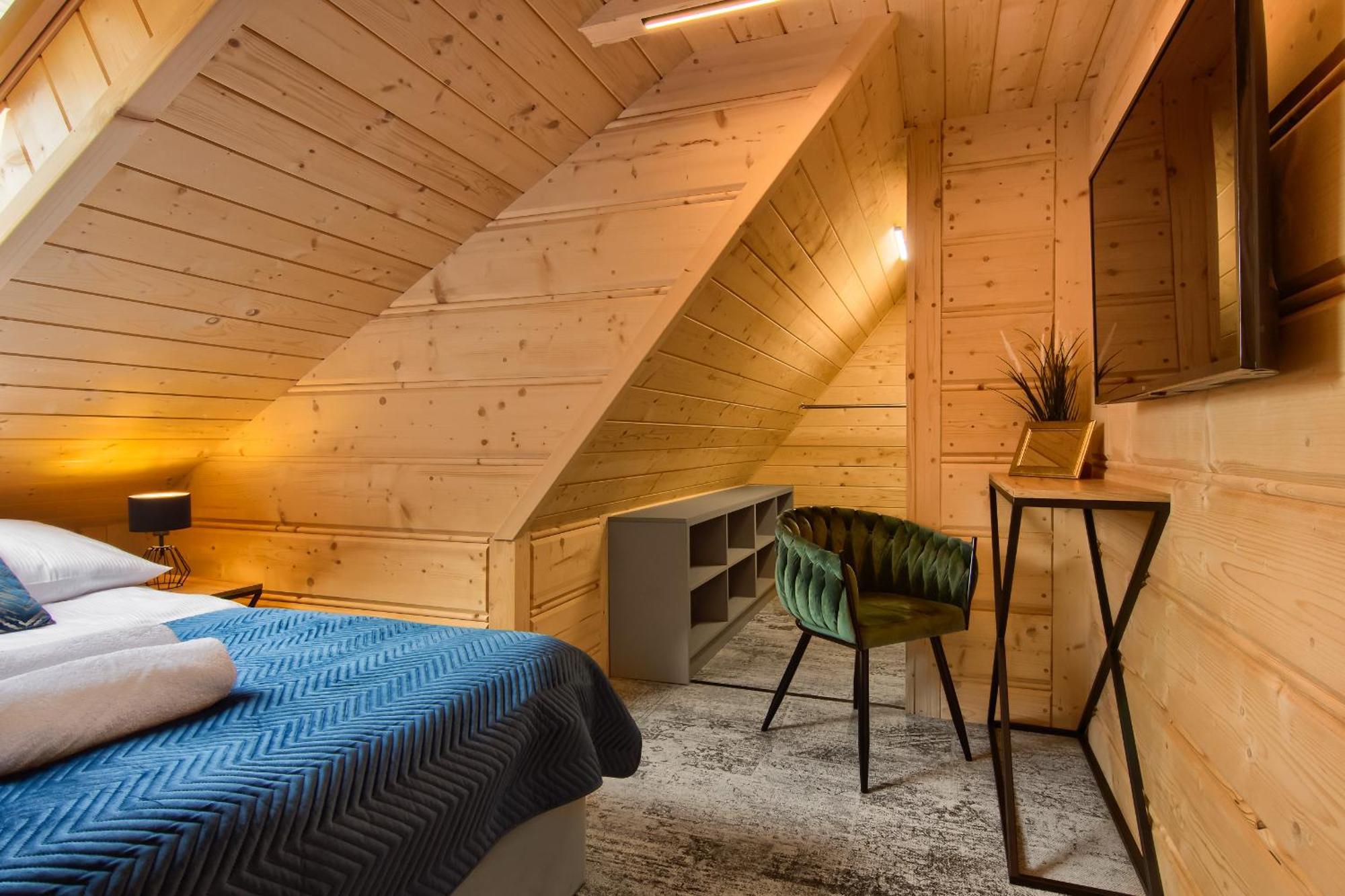 Willa Krolewska - Wellness Spa - Widokowe Pokoje I Apartamenty 코스실리스코 객실 사진