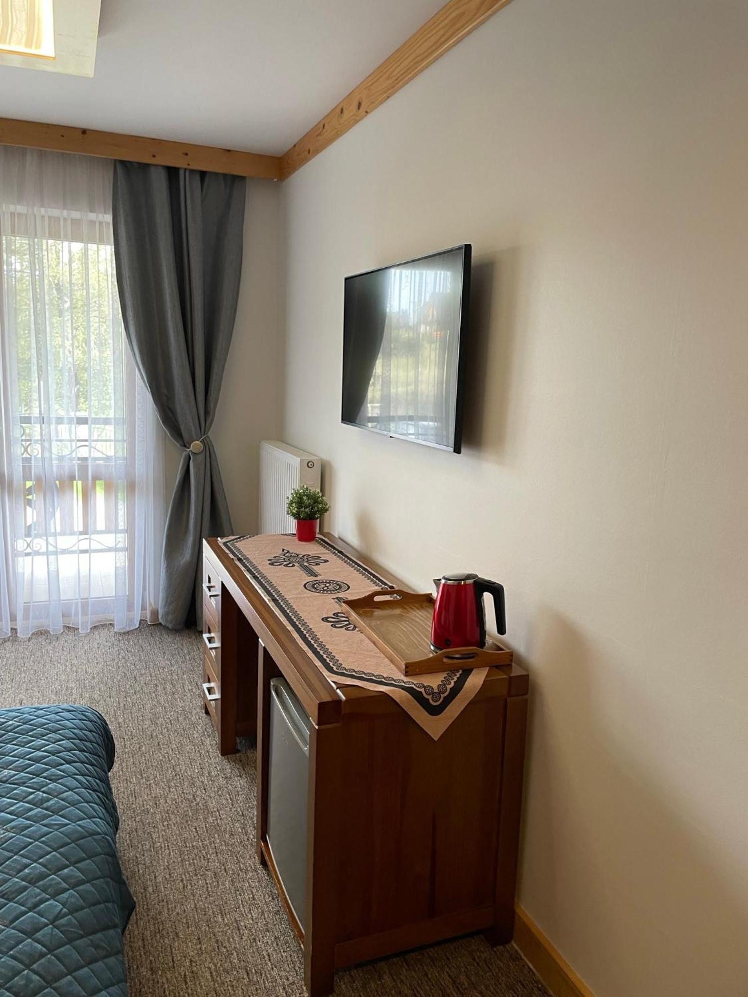 Willa Krolewska - Wellness Spa - Widokowe Pokoje I Apartamenty 코스실리스코 객실 사진